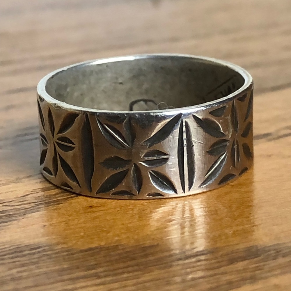 Vintage Sterling Silver Mexico Floral Band Ring